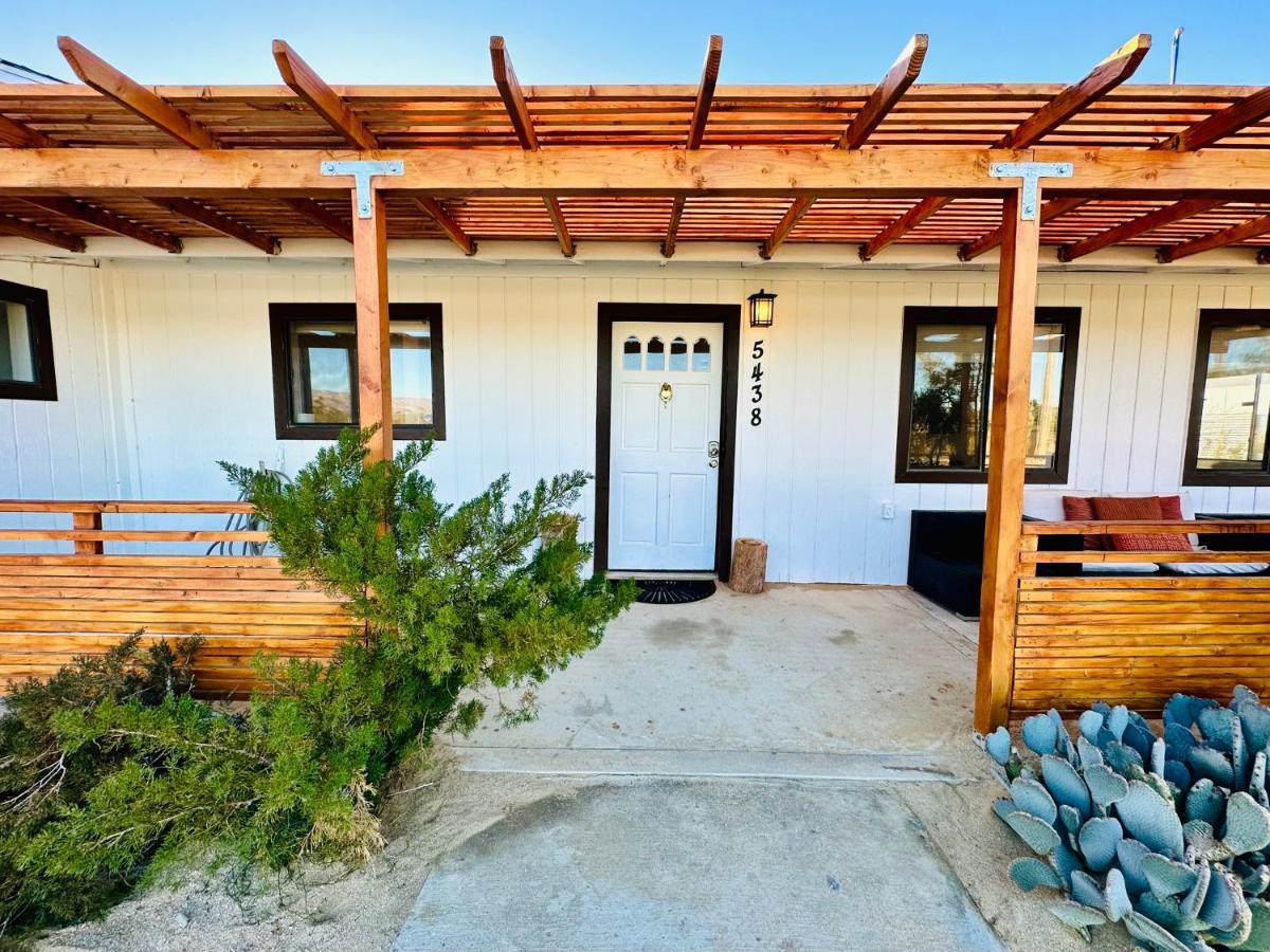 Ravens Nest Ranch, Fire Pit , Views, Near Jt Park! Villa Joshua Tree Kültér fotó